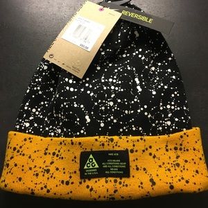 Nike ACG reversible beanie hat cap nikelab